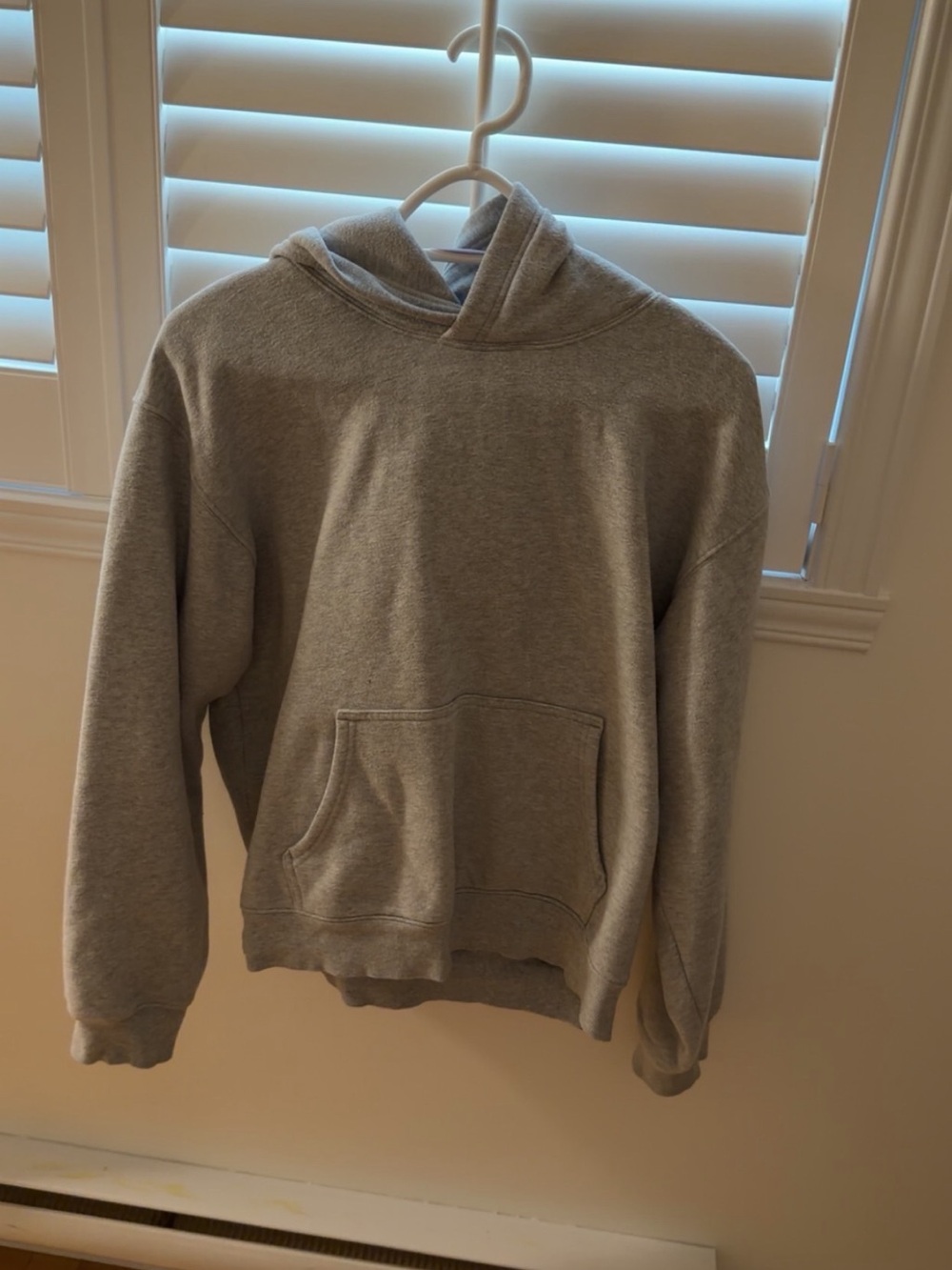 Aritzia Gray Pullover Hoodie Sweater